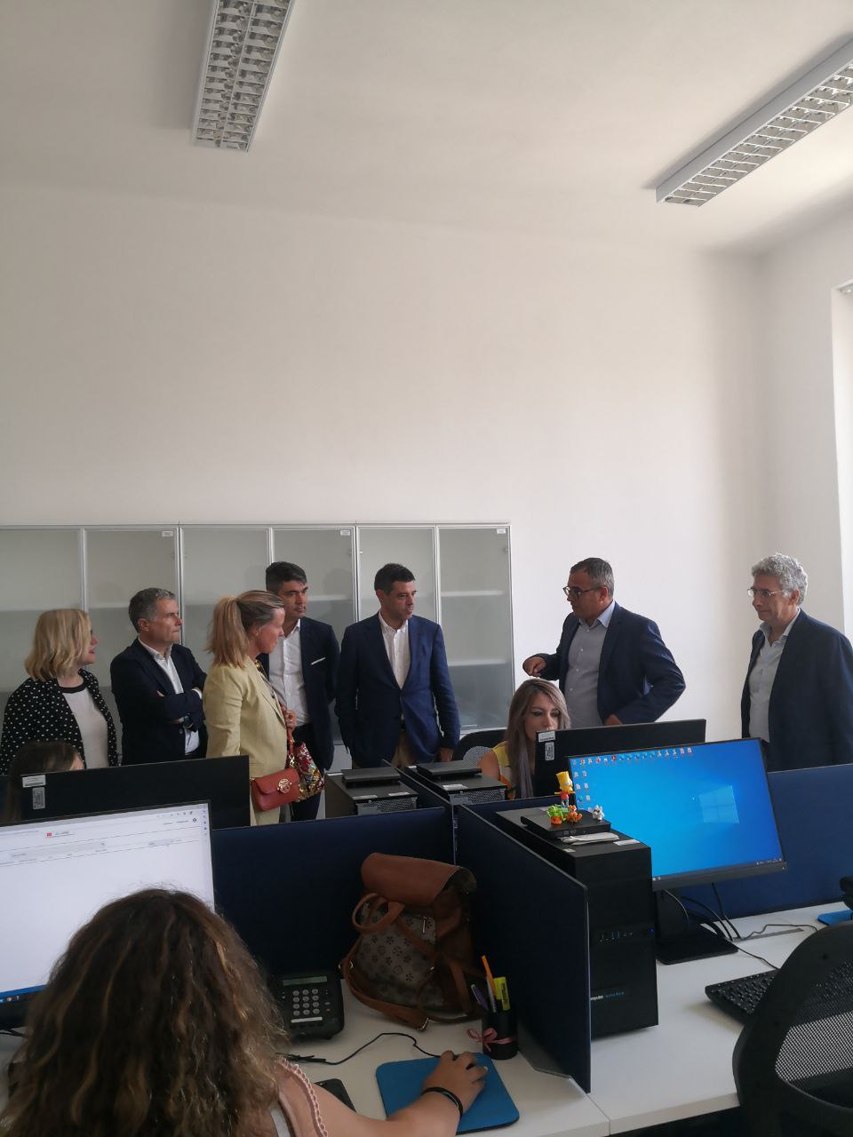 Visita delegazione parlamentare nella nuova Direzione ASL Visita delegazione parlamentare nella nuova Direzione ASL