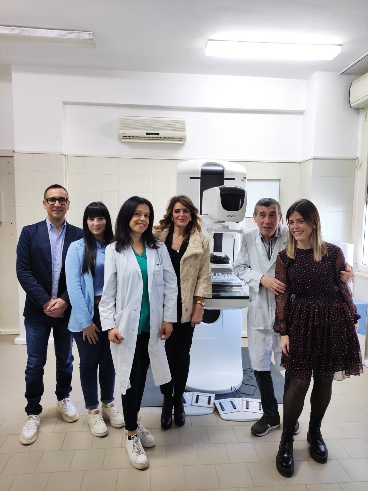 Macomer, nuovo mammografo. Seguiranno Sorgono e Nuoro Macomer, nuovo mammografo. Seguiranno Sorgono e Nuoro