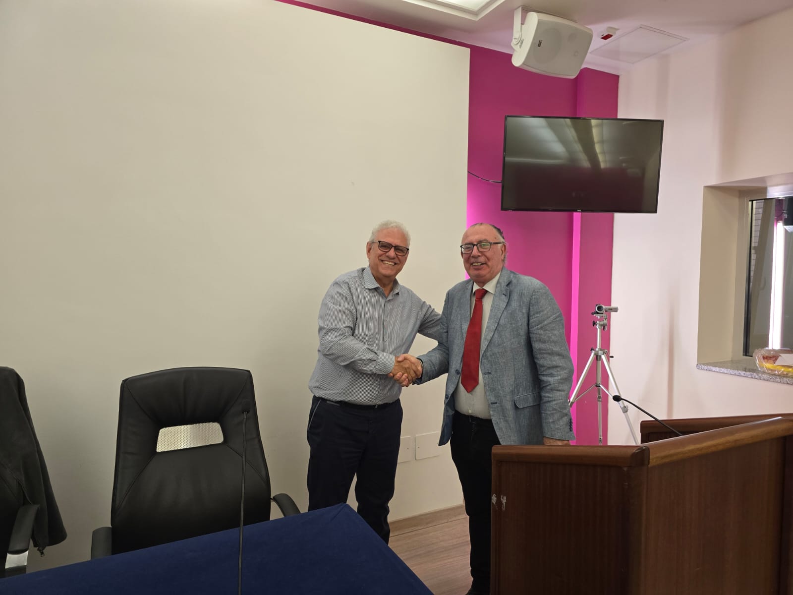 Il Commissario Straordinario incontra i volontari ospedalieri Il Commissario Straordinario incontra i volontari ospedalieri