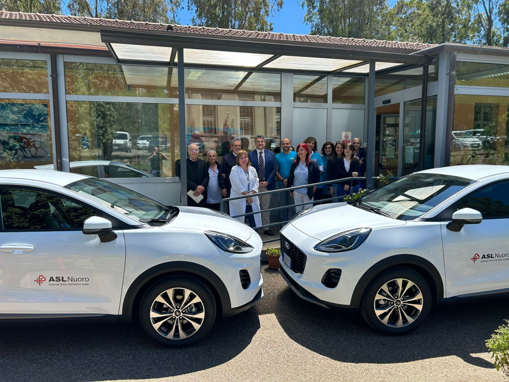 Due nuove auto per le cure palliative domiciliari
